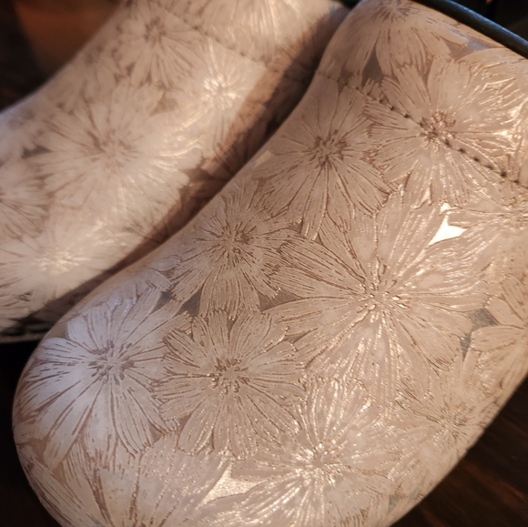 Shoes - Picture 3 of 3